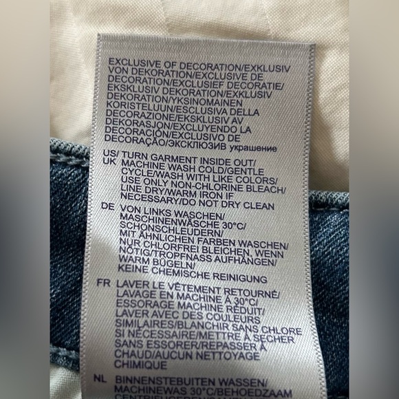 NWT NYDJ Woman’s Marilyn Straight Raw Hem Multi Color Pocket  Cropped Jean - Picture 15 of 16